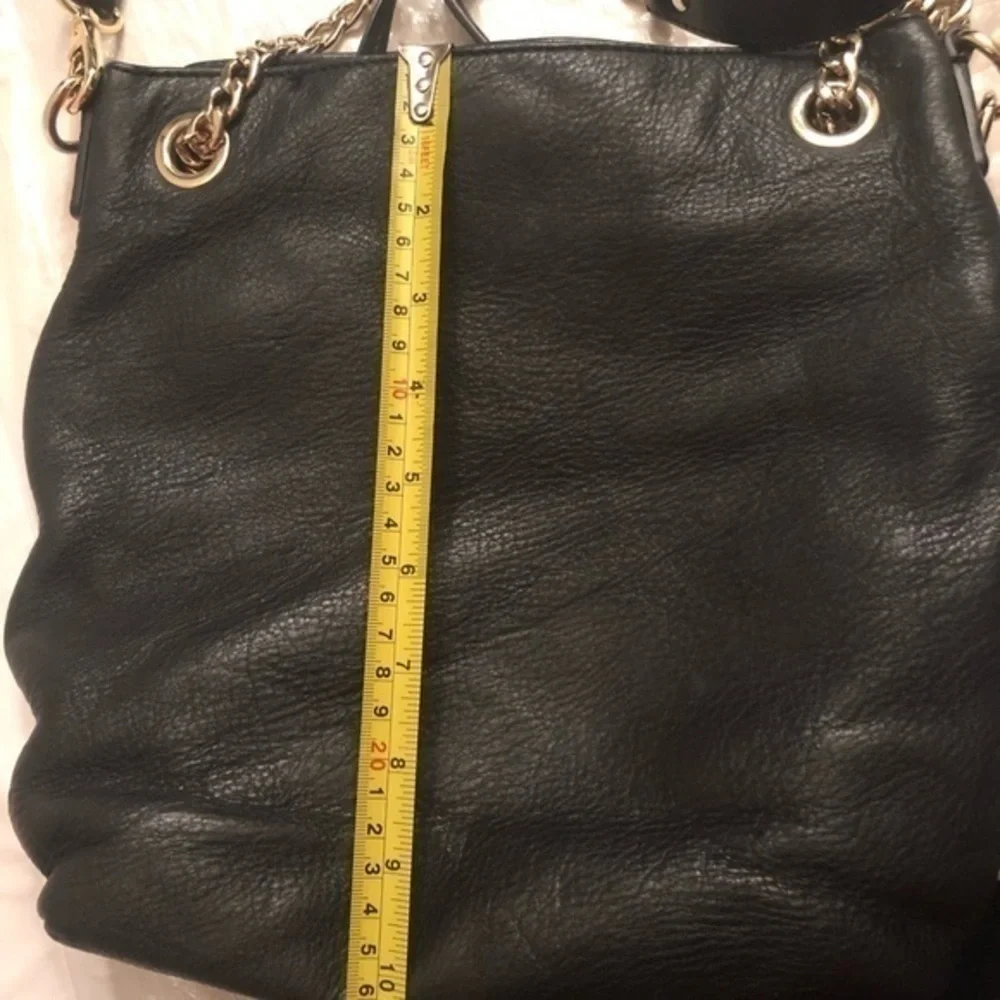 Michael kors black leather two way chain crossbody top handle bag